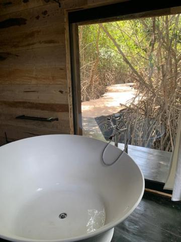 Dolce Ouidah Lodge Экстерьер фото